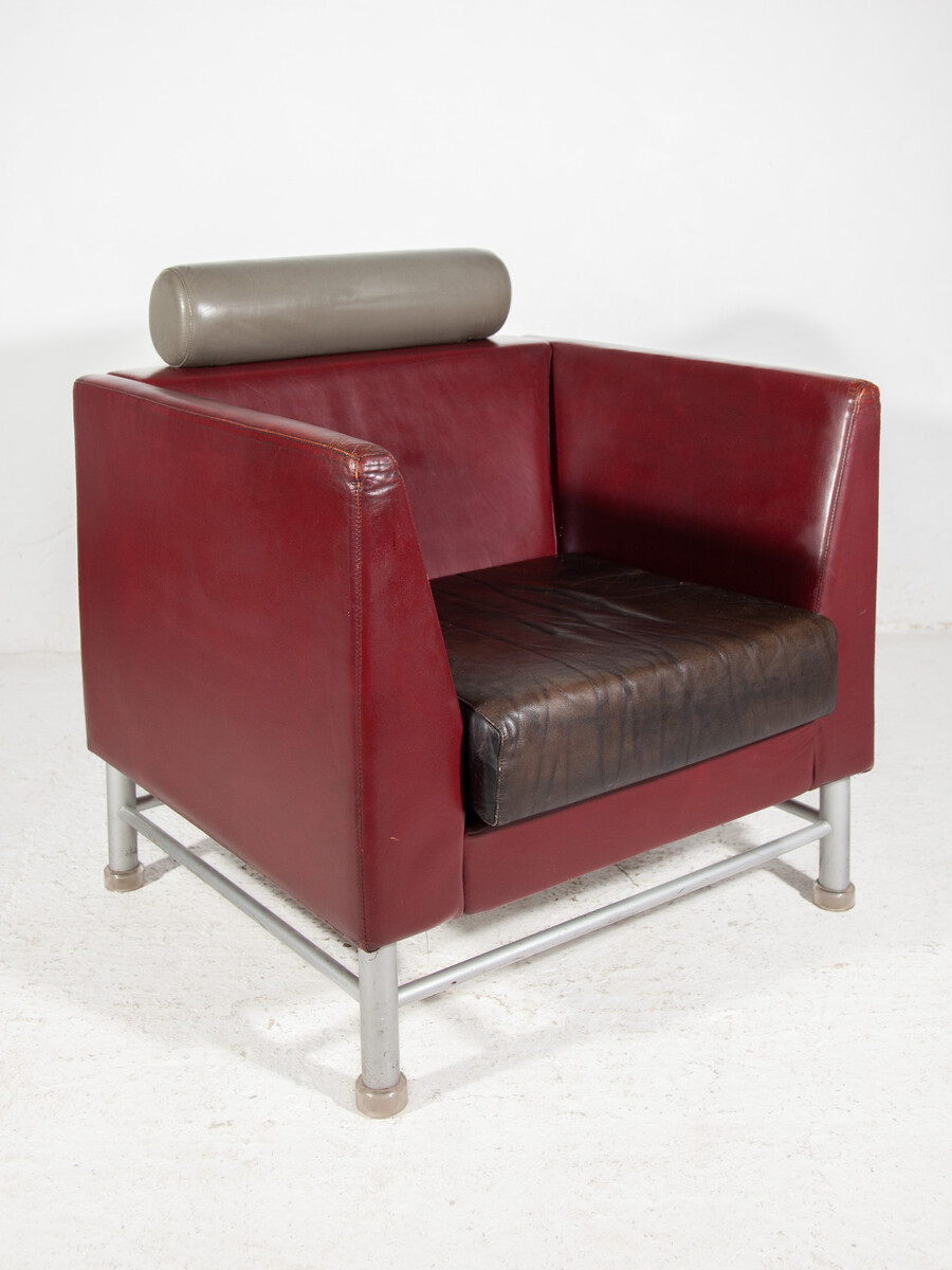 Ettore Sottsass for Knoll Set East Side Lounge Club Chairs