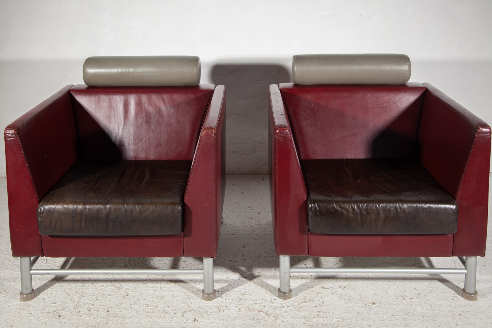Ettore Sottsass for Knoll Set East Side Lounge Club Chairs