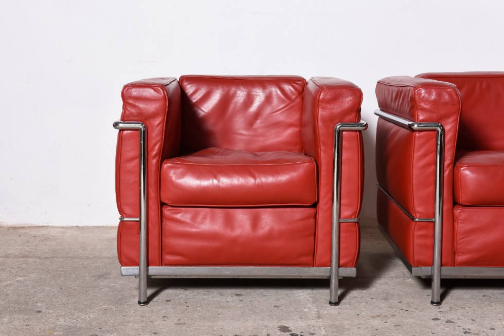 Le Corbusier LC2 Easy Chair Red Leather by Cassina