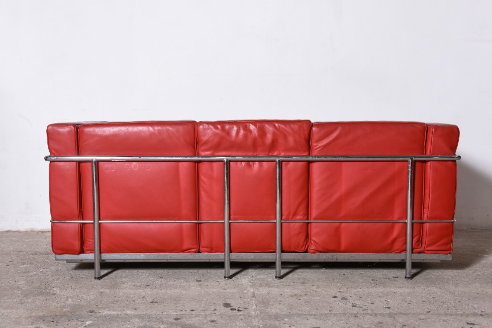 Le Corbusier, LC2 Sofa Red Leather by Cassina
