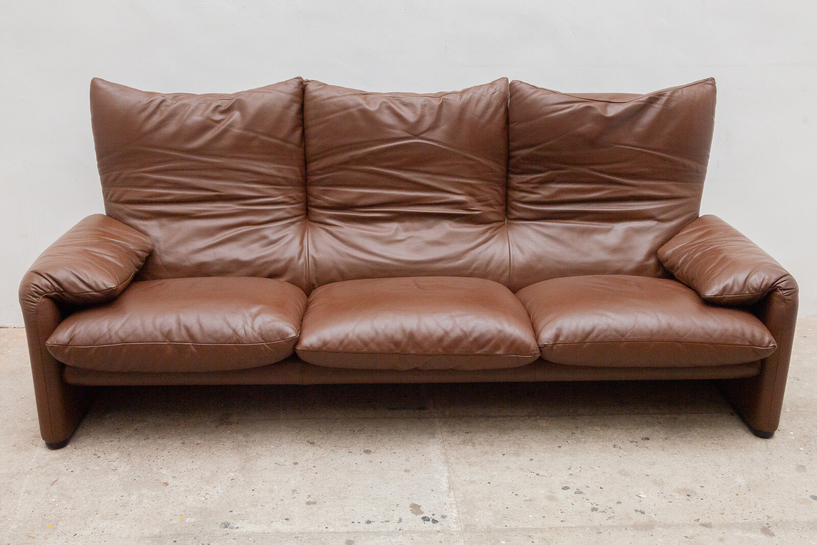 Maralunga Three-seat Sofa by Vico Magistretti for Cassina 1976