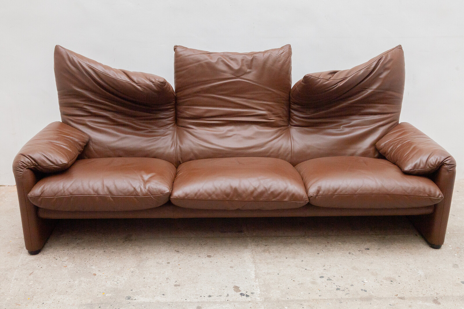 Maralunga Three-seat Sofa by Vico Magistretti for Cassina 1976